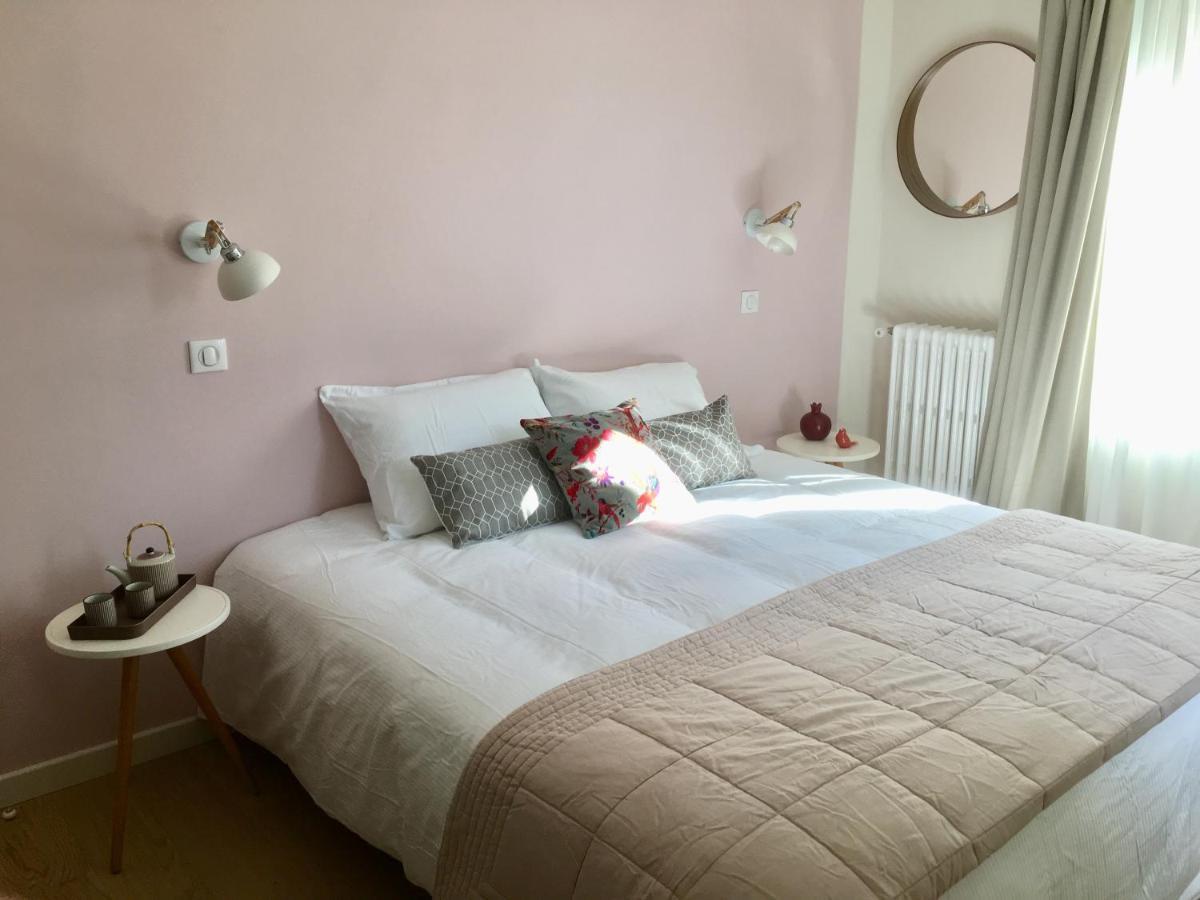 Les Terres Rouges 06 Bed & Breakfast Guillaumes Bagian luar foto